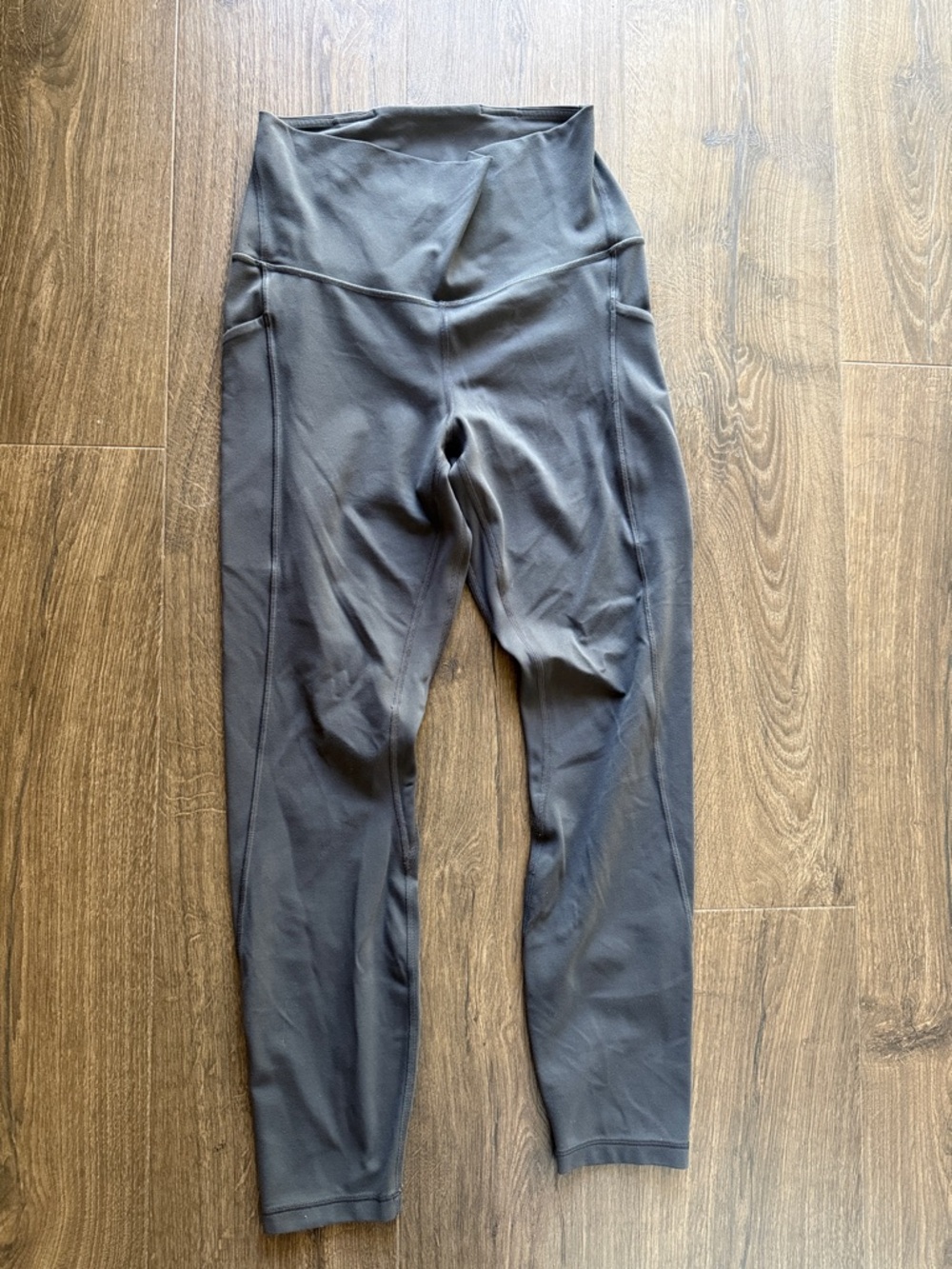 Lululemon Align 25” leggings with pockets